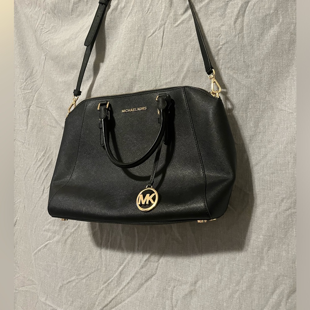 Michael Kors Selma Large Tote - Black Saffiano Leather